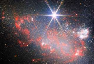 Cette spectaculaire image du télescope James-Webb raconte la renaissance d’une galaxie après une collision