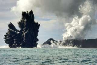 À quelques kilomètres des côtes, un volcan que personne n'avait repéré montre encore des signes d'activité