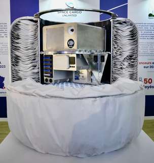 « Fabriquer dans l’espace » : ce vieux rêve devient réalité et va produire des matériaux impossibles sur Terre