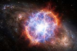 Une étrange supernova a mis à nu les couches d'une étoile, révélant un secret caché