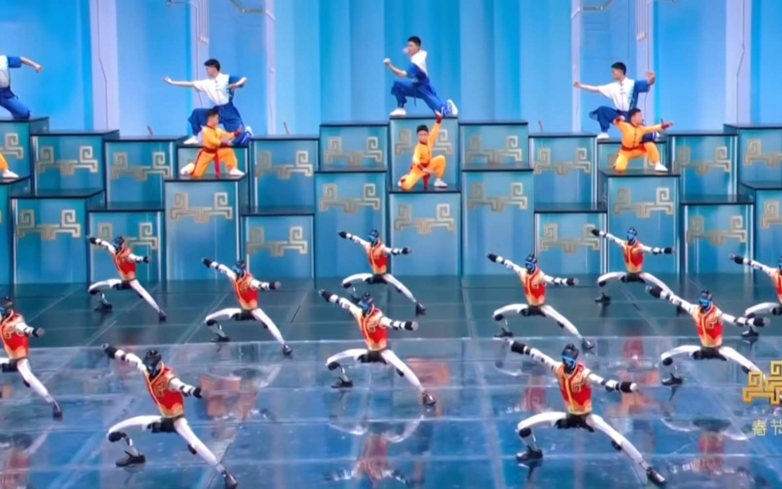 Nouvel An chinois : des robots humanoïdes volent la vedette lors d’un spectacle futuriste