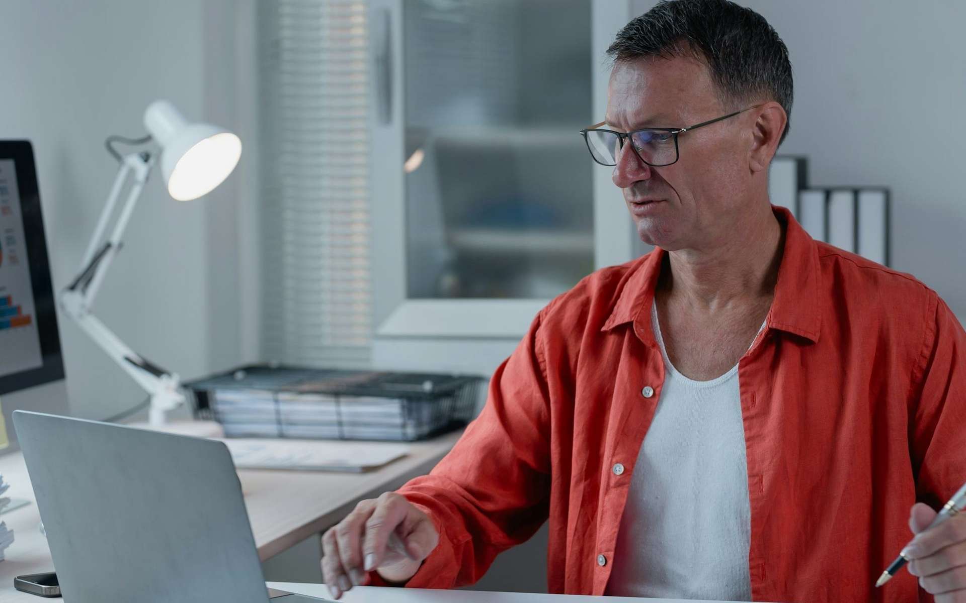 Rester assis trop longtemps pourrait annuler les bénéfices du sport, selon une étude