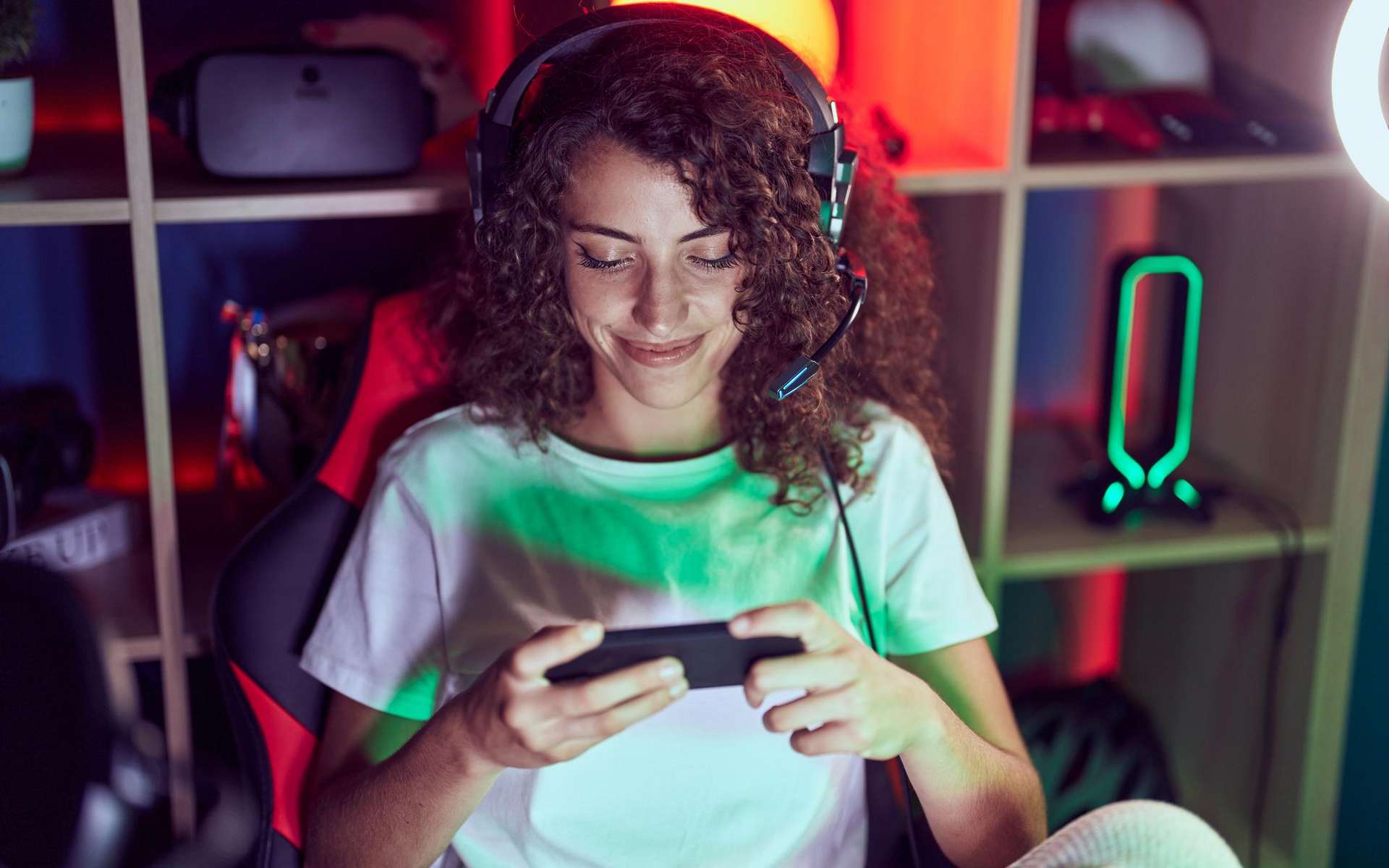 Lebara 250 Go vs Prixtel 200 Go : quel forfait data à 8,99 € est le plus rentable ?