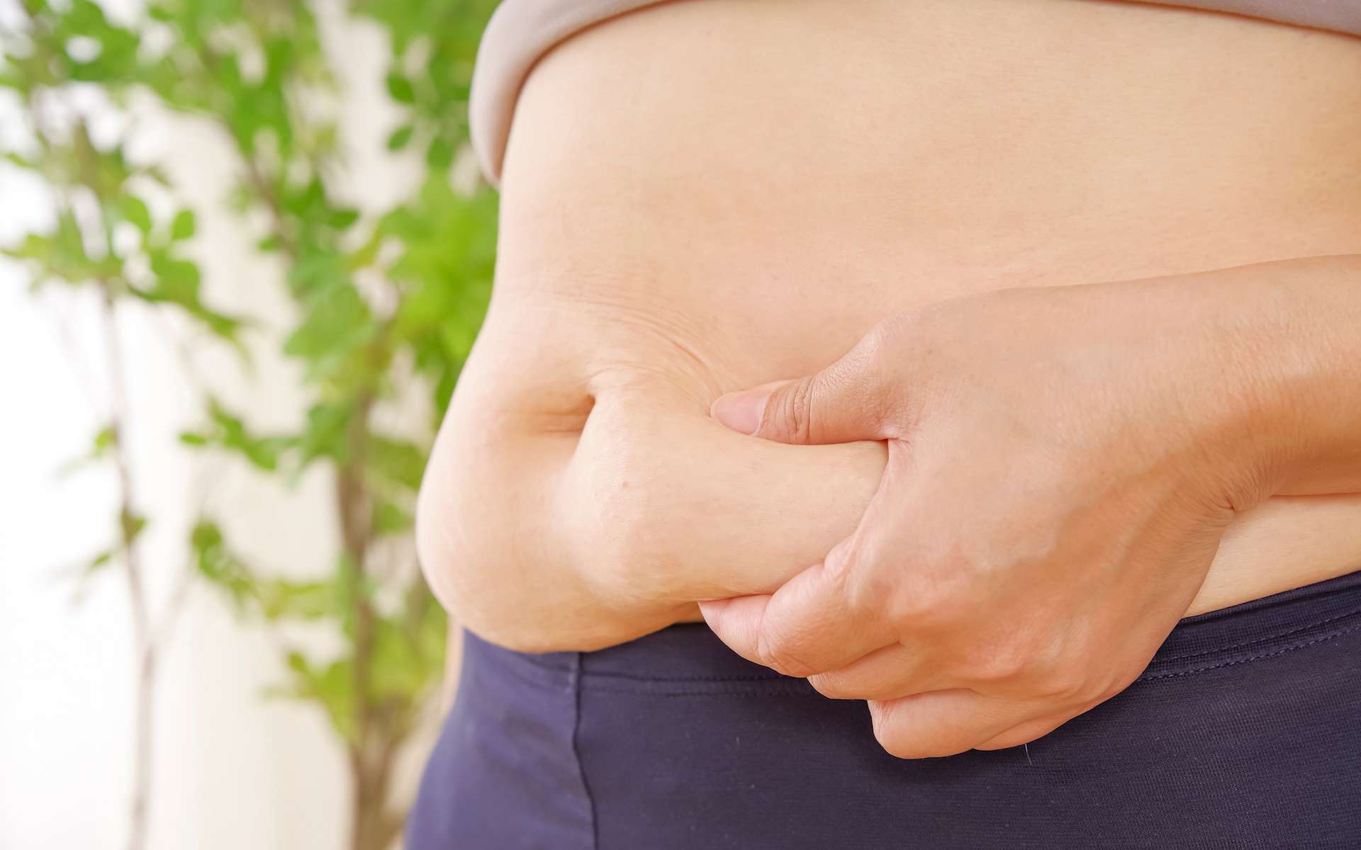 Même poids, autre corps : le ventre peut s’arrondir après la ménopause, voici comment agir