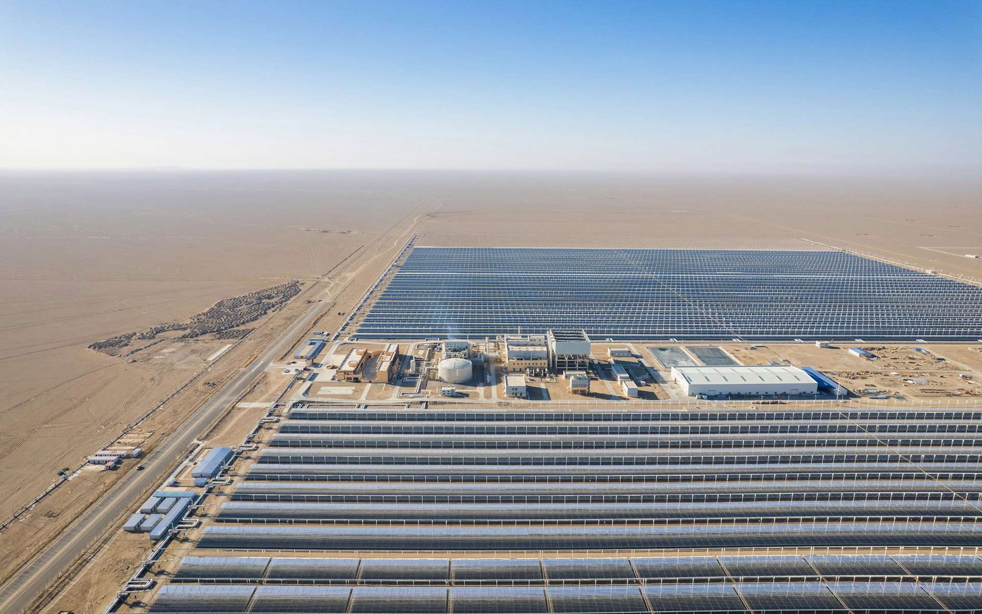 Le projet énergétique le plus fou de la planète : produire du solaire 24 h sur 24 !