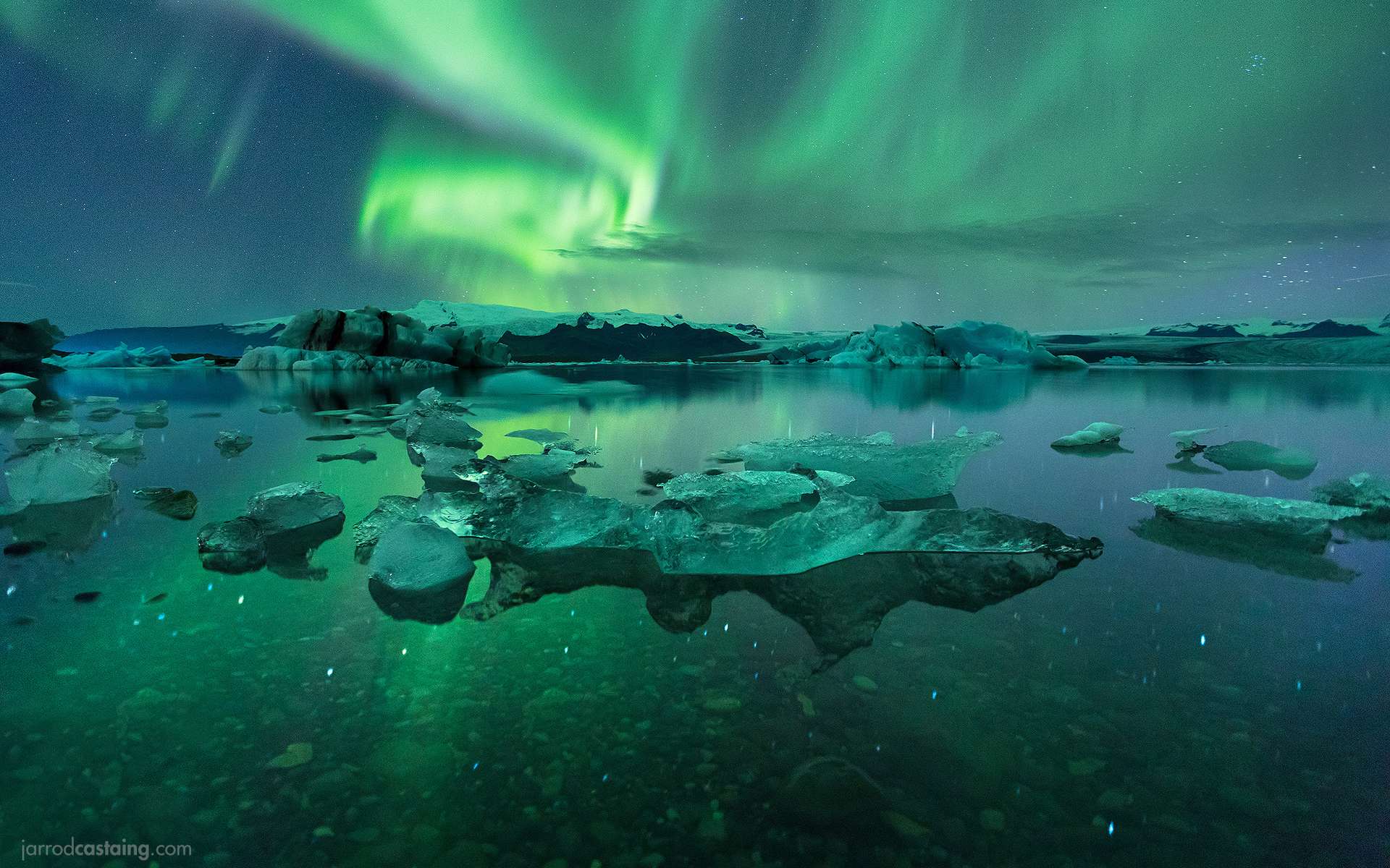 Islande : l’île qui continue de grandir chaque jour sous l’effet des forces magmatiques