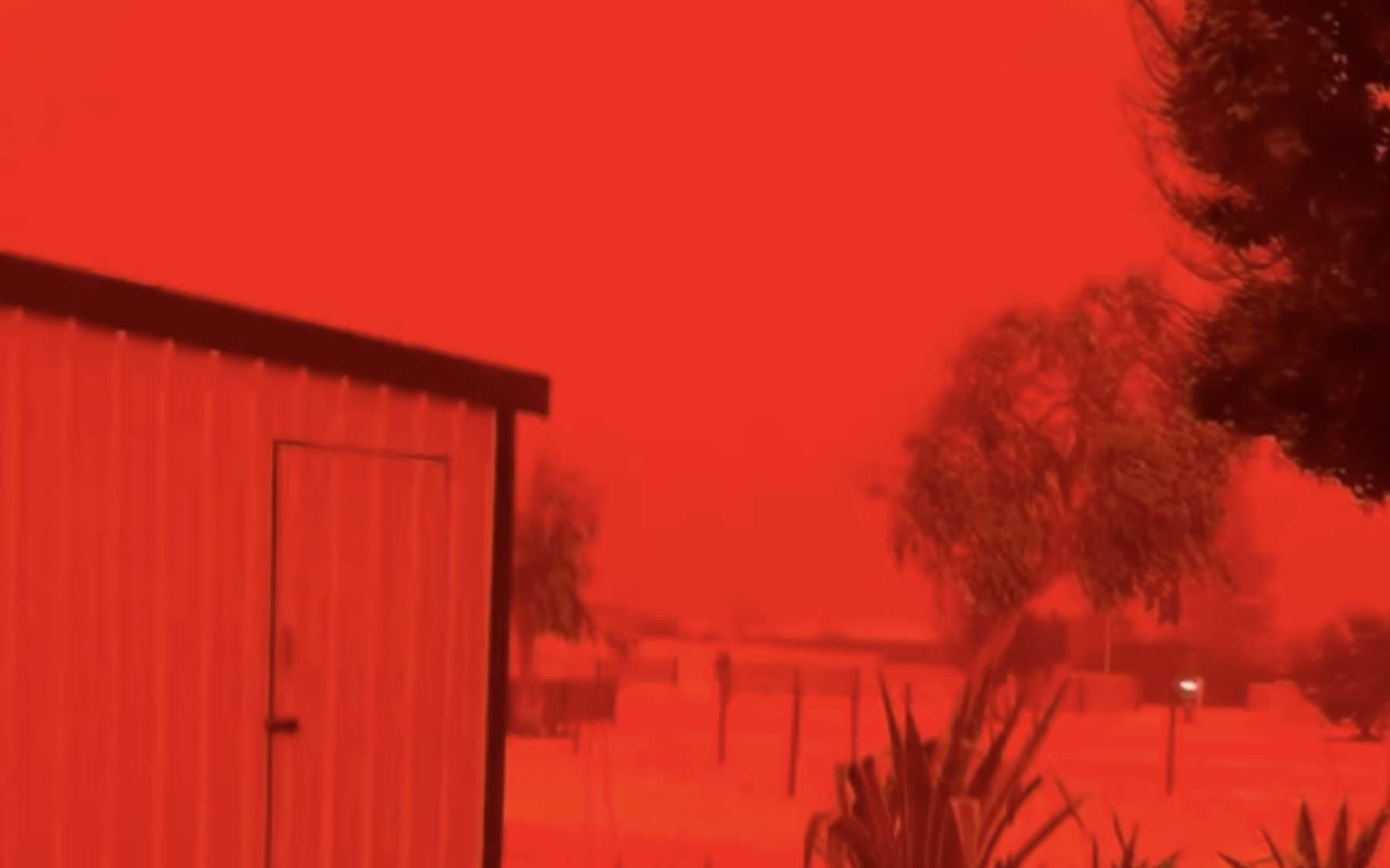 Derrière l'image apocalyptique qui a affolé l'Australie se cachait une explication d'une simplicité désarmante