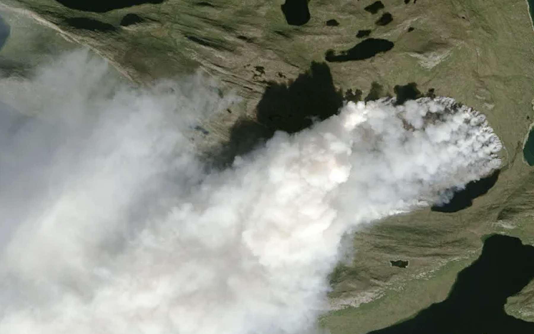 Photo de la semaine : ces images satellite révèlent l’inquiétante avancée des incendies vers l’Arctique
