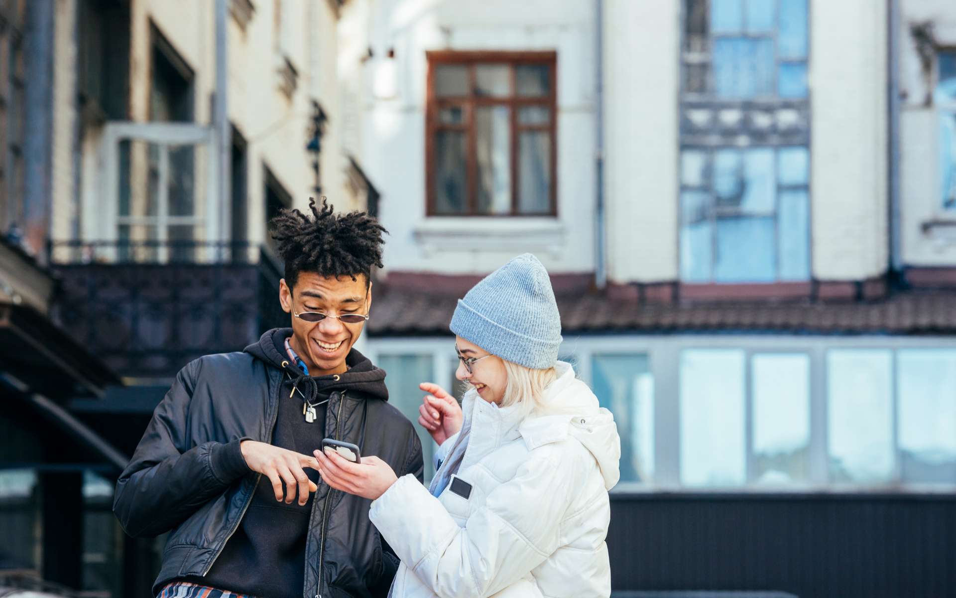 Voyages d’hiver multi-pays : une seule eSIM Ubigi pour toutes vos destinations