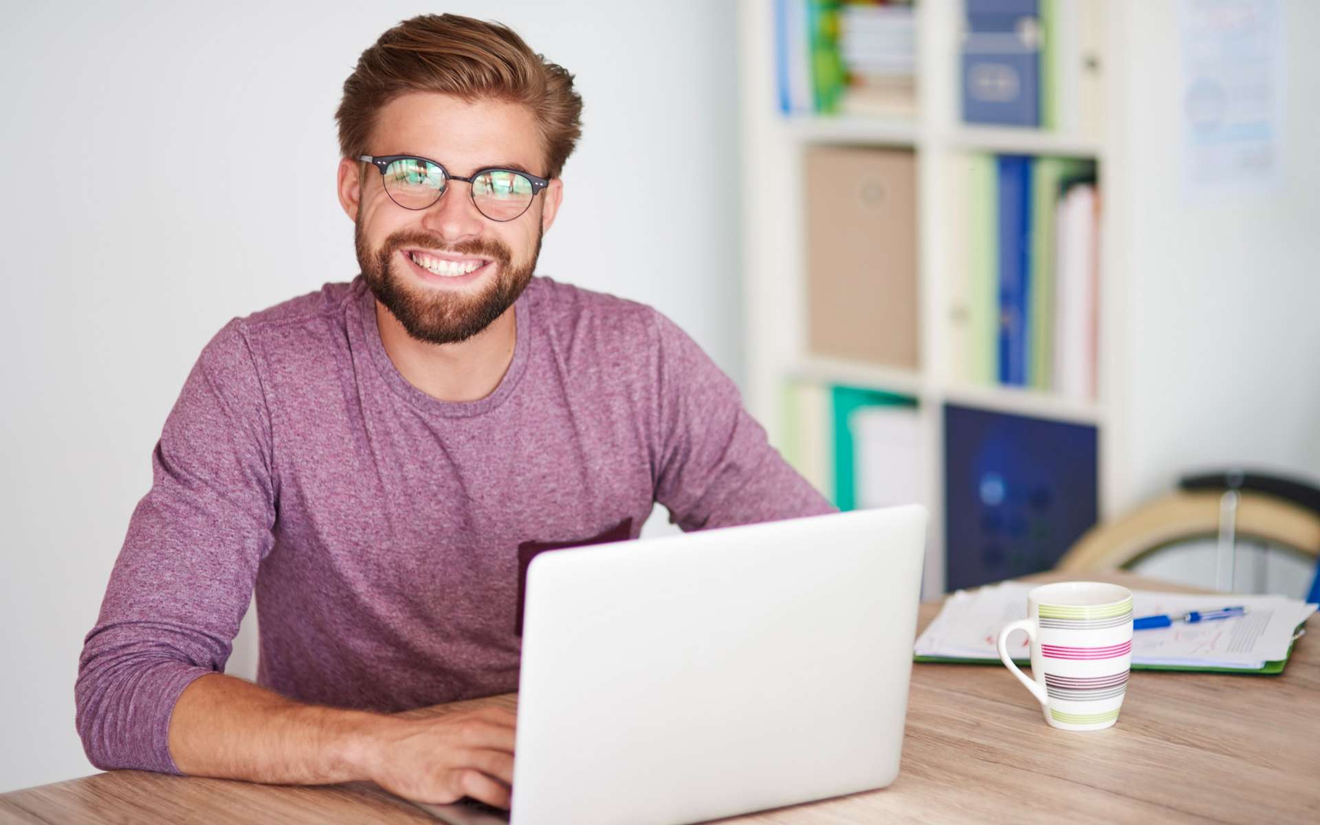 RED by SFR à 22,99€ vs Sosh à 24,99€ : quelle box fibre offre le meilleur deal ?