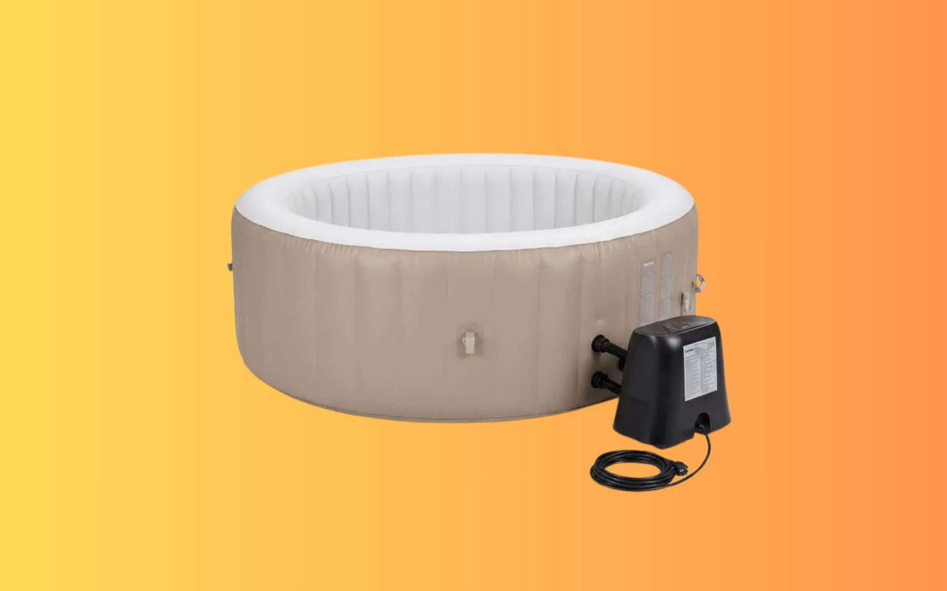Ce spa gonflable 4 places chauffe l'ambiance, son prix refroidit pour la fin des soldes