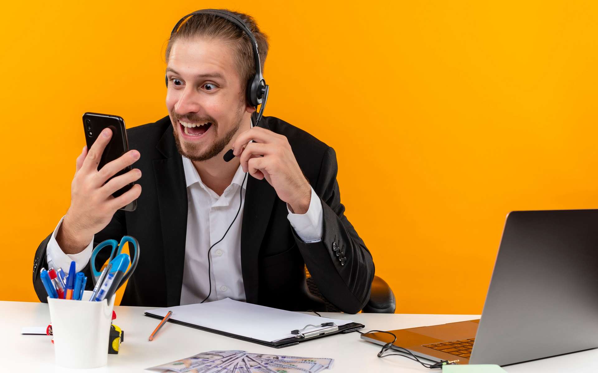 Forfait mobile moins cher : quand et comment changer d'opérateur pour économiser ?