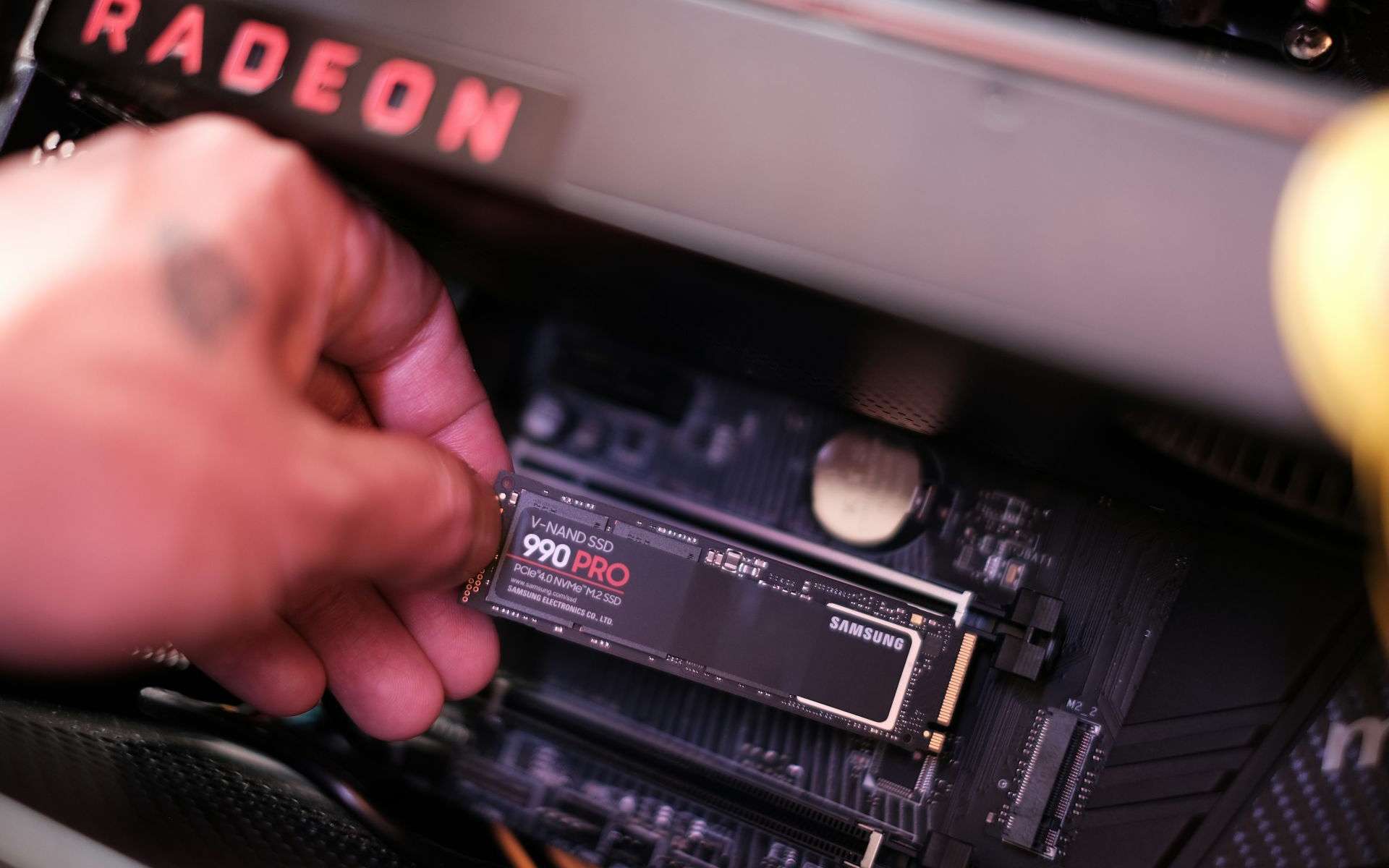 Des sites Web peuvent vous espionner via votre SSD : la faille que personne n'avait vue