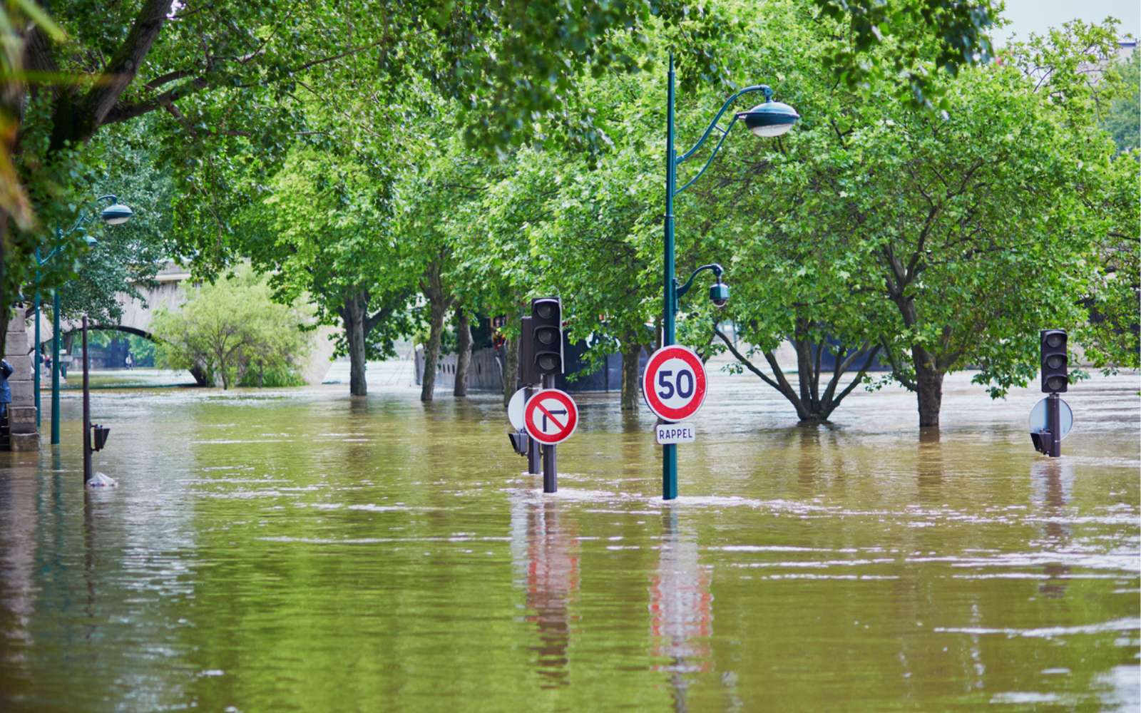 Ces grandes villes s’enfoncent : pourquoi leur disparition semble désormais inévitable