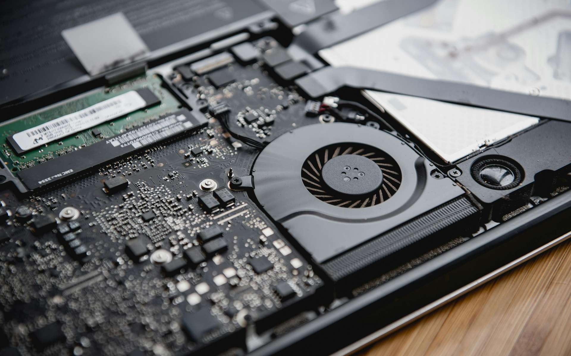 Pourquoi Dell et les autres constructeurs vont-ils limiter la quantité de mémoire vive dans leurs ordinateurs ?