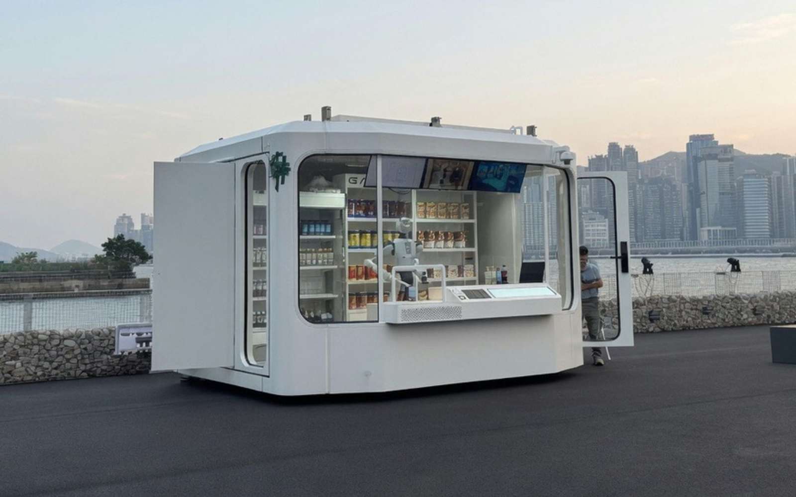 La Chine veut habituer le public aux robots : cette épicerie en est le nouveau symbole