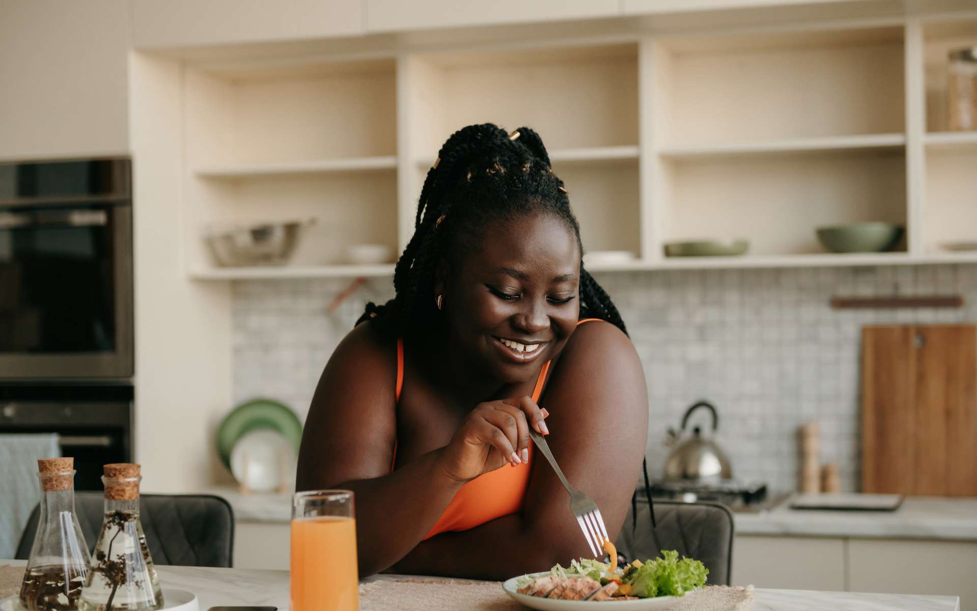 Perdre du poids sans se priver : ce changement dans l’assiette coupe 30 % des calories