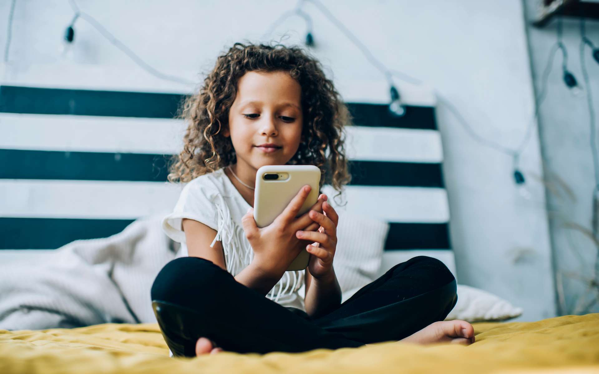 Smartphone à 12 ans : ce que révèle une grande étude sur la santé des enfants