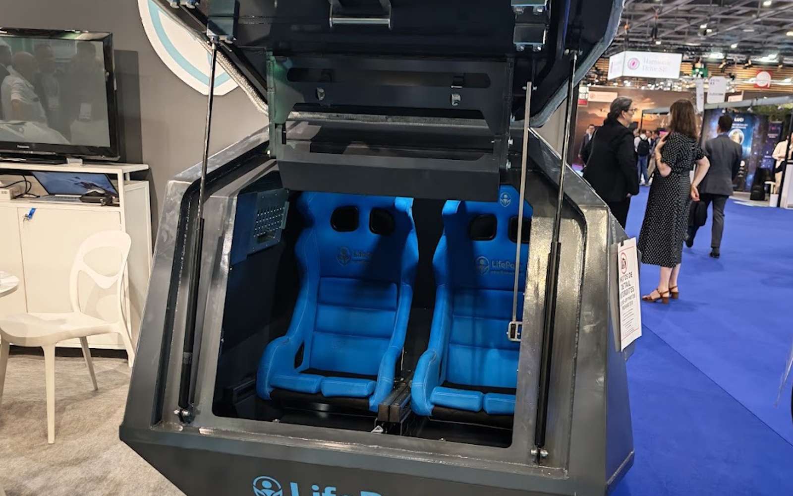 Un refuge pour la fin du monde dans votre garage : c'est quoi cette capsule blindée pour la famille et qui peut flotter
