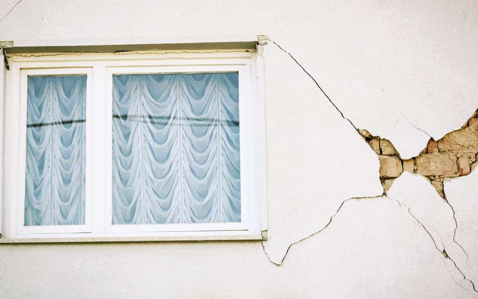 Fissures sur votre maison après la sécheresse : ces signes doivent vraiment vous alerter