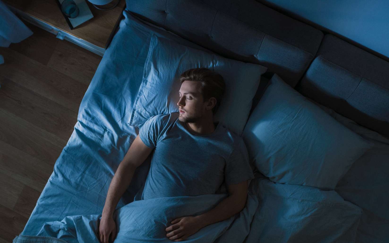 Les personnes qui dorment dans ces conditions voient leur risque cardiaque grimper, révèle une vaste étude