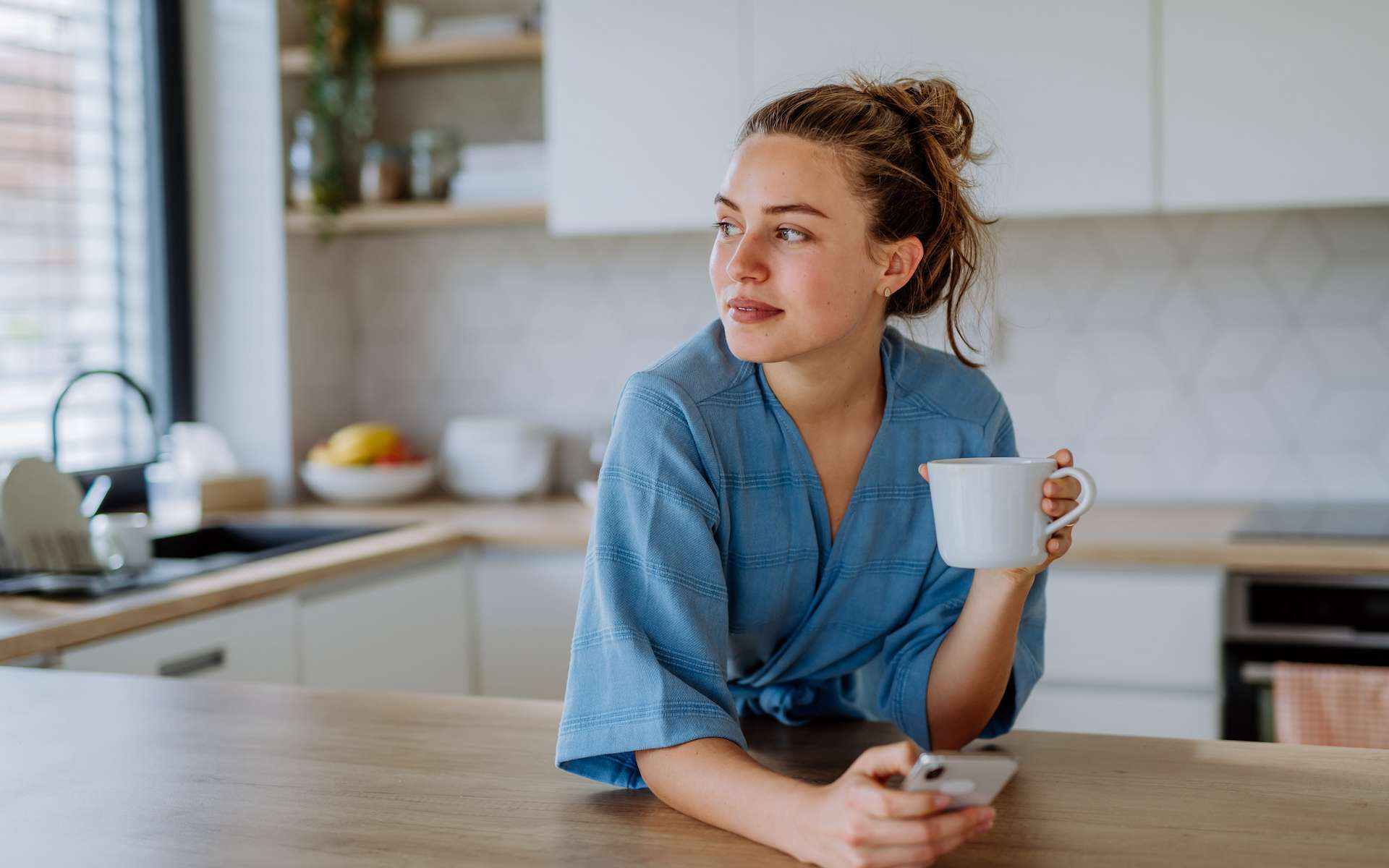 Ces cafés « adaptogènes » envahissent les boutiques, pourtant des signaux inquiétants émergent : que sait-on vraiment ?