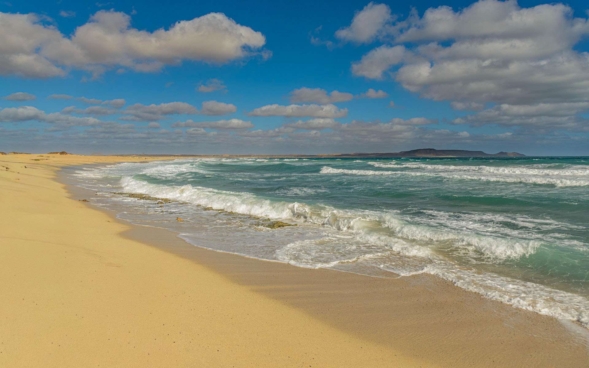 Cette plage du Cap-Vert est restée sauvage… et presque personne ne la connaît