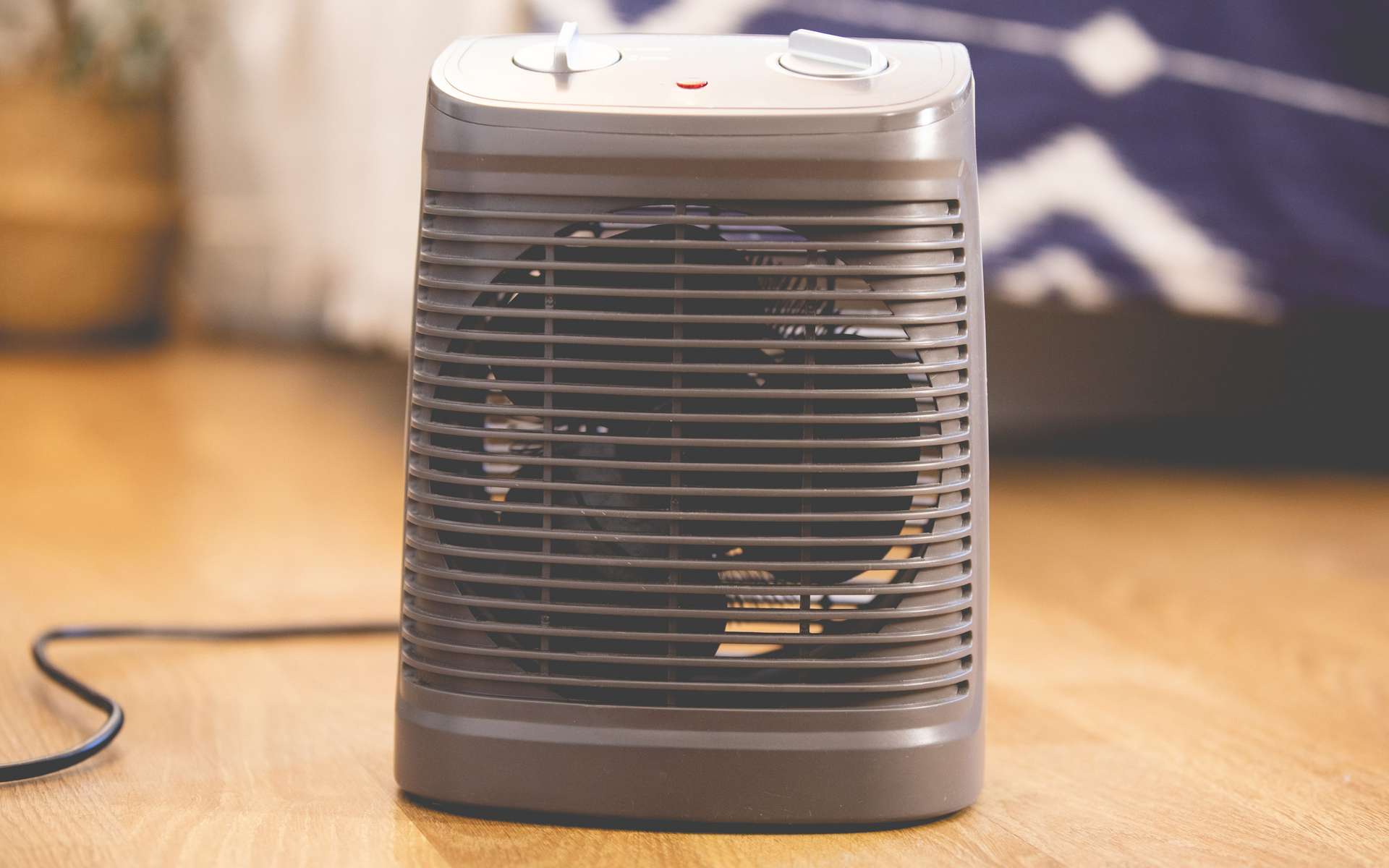 Top 4 des radiateurs soufflants céramiques pour chauffer votre bureau à moins de 50 ¬