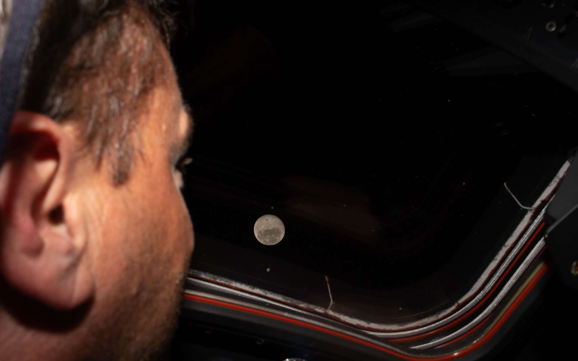 « C’est tout simplement irréel » : l’équipage d’Artemis II a vu des flashs surgir sur la face cachée de la Lune