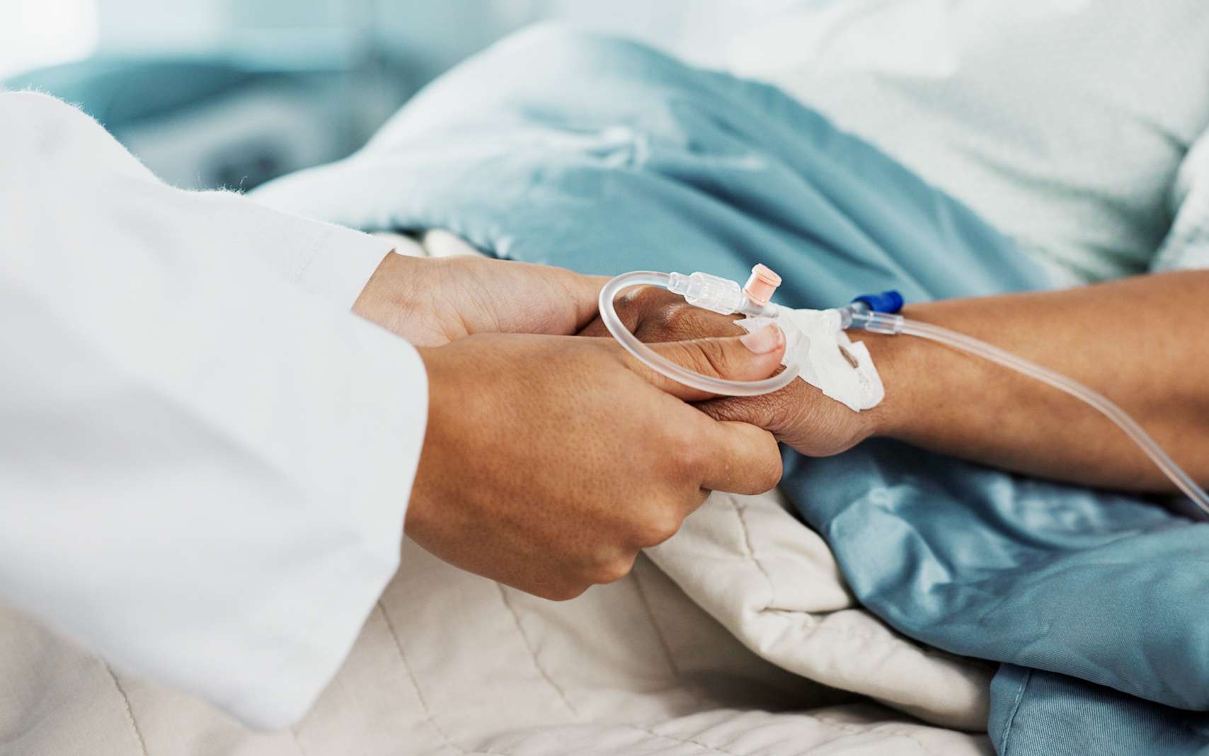 Cancer : les « anticorps conjugués » vont-ils bientôt remplacer la chimiothérapie classique ?