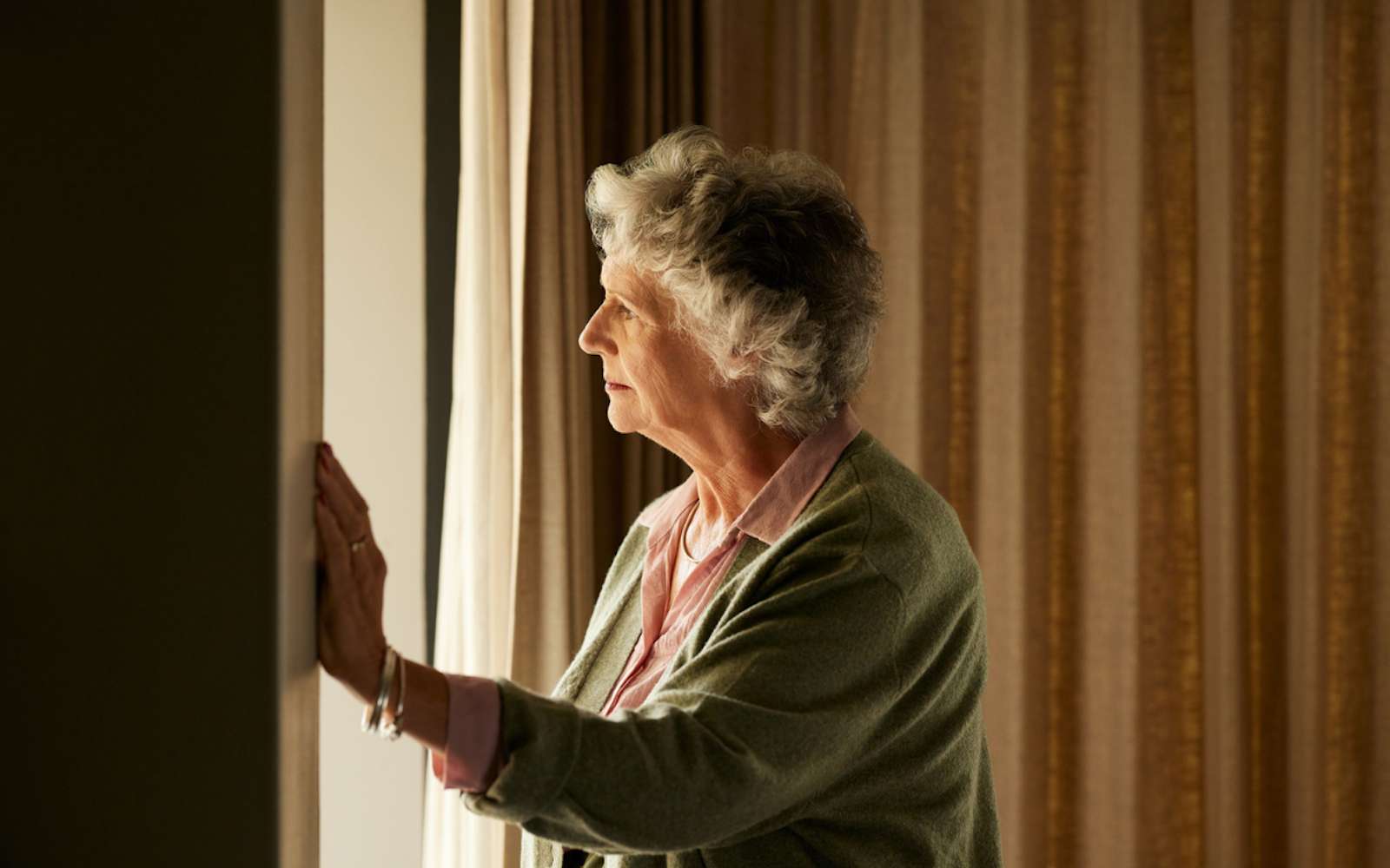 Un mot oublié, une phrase floue... et si c'était plus qu'un simple trou de mémoire ?