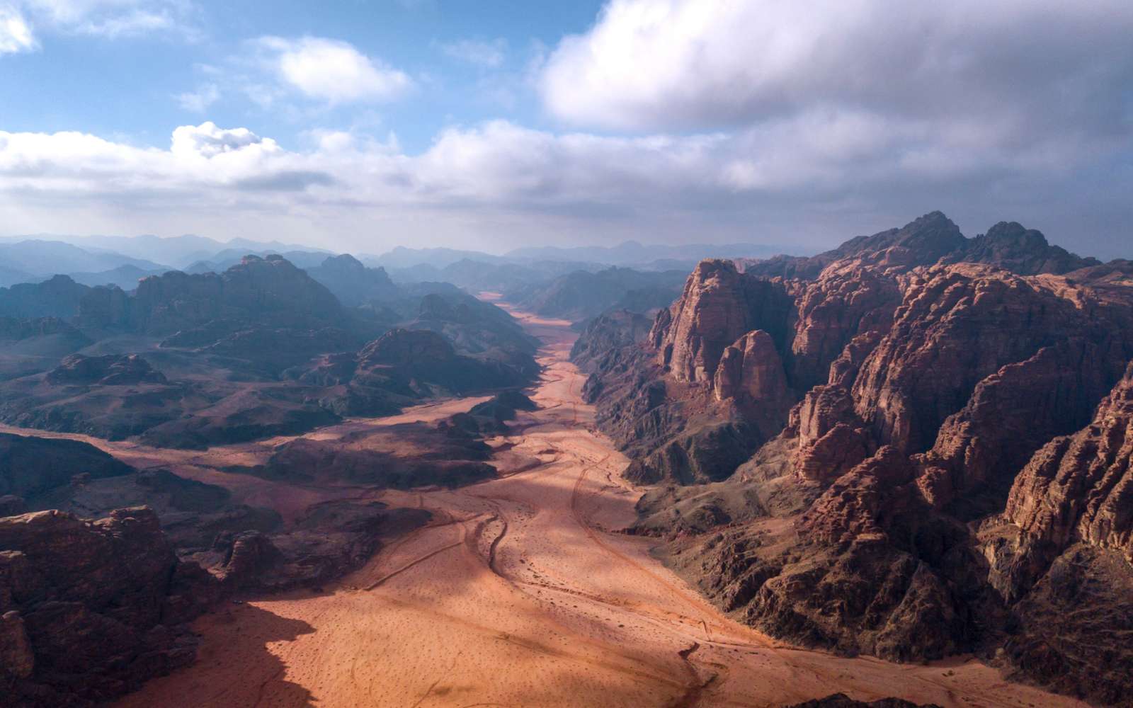 Le rêve de ski dans le désert se fissure : Neom face à ses limites
