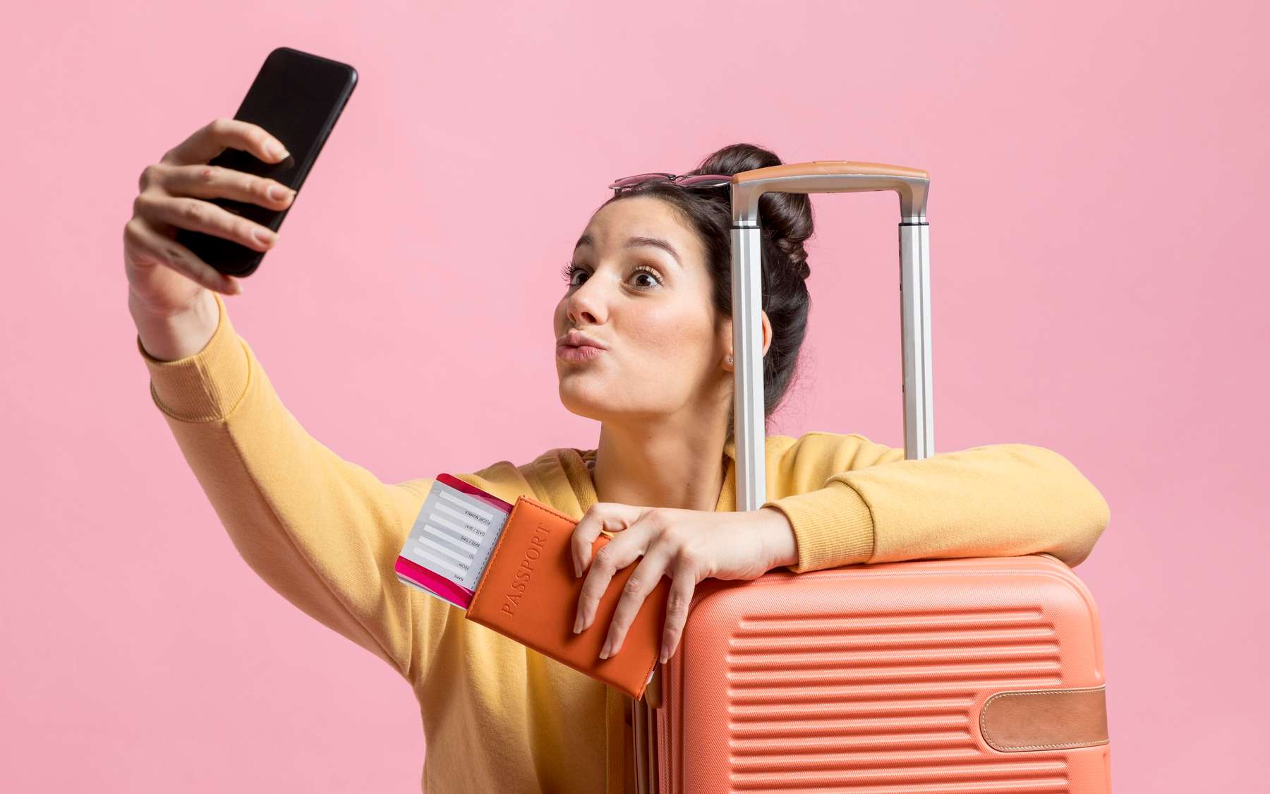 EtravelSIM vs GigSky : quelle eSIM choisir si vous changez souvent de pays ?