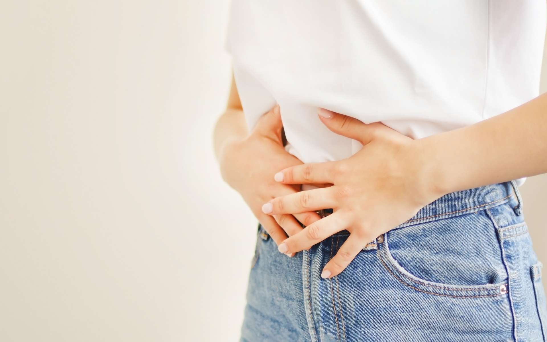 Brûlures d'estomac : 7 solutions naturelles qui ont fait leurs preuves pour atténuer le reflux gastrique