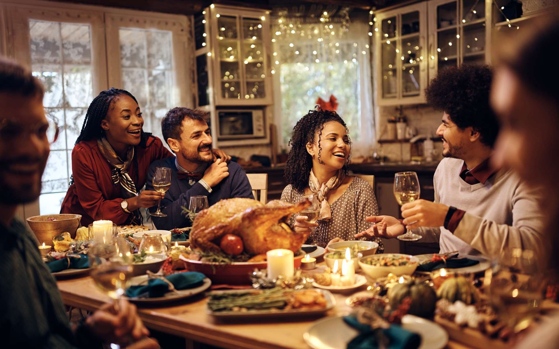 Faire la fête peut allonger votre espérance de vie… mais seulement si ces 3 conditions sont réunies