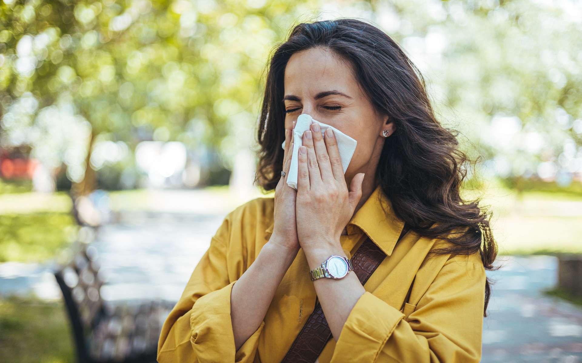 Allergies : cette boisson tendance pourrait calmer vos éternuements selon une étude