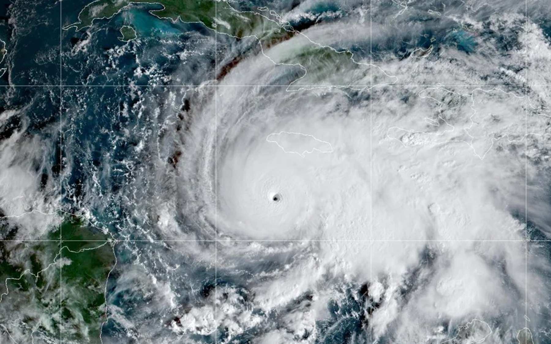 Les premières vidéos de Melissa en Jamaïque donnent la mesure d'un désastre historique