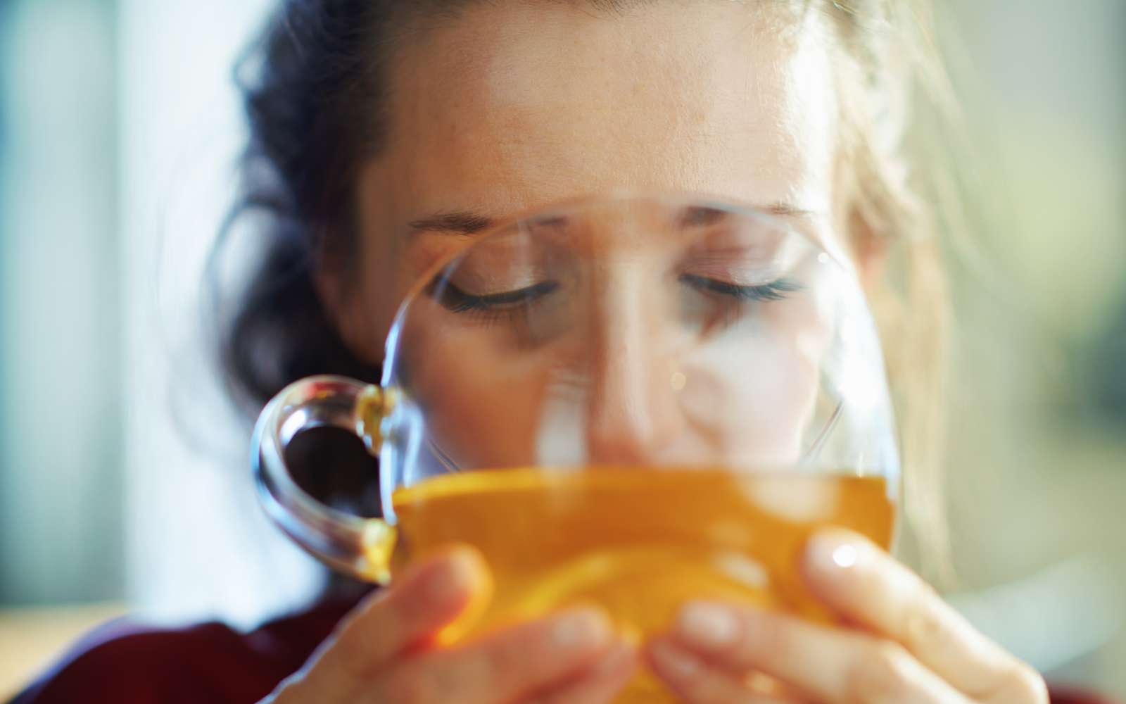 Ce secret du thé vert pourrait bien aider votre cerveau à mieux résister au vieillissement