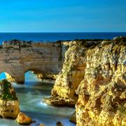 La côte découpée de l&#39;Algarve - Marinha Beach. © Luis Ascenso, Flickr, CC by-nc&amp;nbsp;2.0