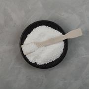 Lessive de soude : usages pratiques et précautions essentielles.&amp;nbsp;© AB-7272, Adobe Stock