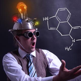 Os efeitos do LSD podem levar horas para passar porque a molécula do LSD fica presa nos receptores de serotonina. © artefatos, Adobe Stock