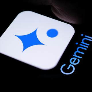 O chatbot Gemini agora pode usar o histórico de pesquisa do Google para fornecer respostas personalizadas. © Mojahid Mottakin, Adobe Stock
