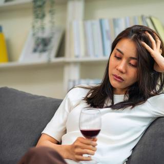 La première cause de démence précoce en France n’est pas Alzheimer mais l’alcool. ©&nbsp;Kiwis, iStock