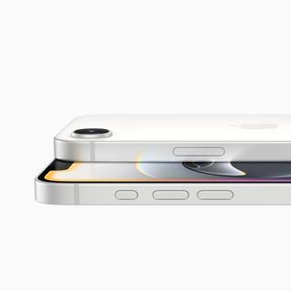 Le nouvel iPhone 16e, désormais l’iPhone le moins cher. © Apple