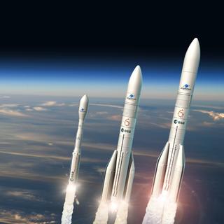 Vue d'artiste de la gamme des lanceurs européens qu'utilise&nbsp;l'ESA (Vega et les deux versions d'Ariane 6) ainsi que le véhicule spatial Space Rider. © ESA, D. Ducros
