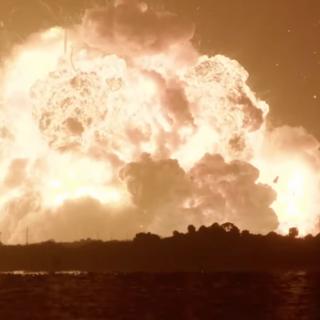 Explosion sur son pas de tir&nbsp;du lanceur New Glenn qui devait décoller jeudi 4 juin. © Spaceflght Now
