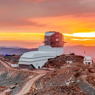 O observatório Rubin no topo do Mont Pachon. © Imagem: Olivier Bonin/Laboratório Nacional de Aceleradores SLAC 