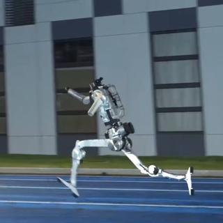 Le robot «&nbsp;Superman&nbsp;» peut courir plus vite qu’un humain. © Unitree