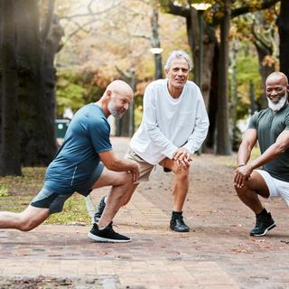 Pratiquer une activité physique régulière permet de vieillir en meilleure santé, à condition d'éviter les environnements trop pollués. © peopleimages.com, Adobe Stock