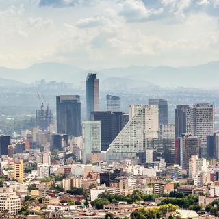 A Cidade do México foi construída no leito de um antigo lago que se compacta regularmente como resultado da infiltração de água. © zsuriel, Adobe Stock